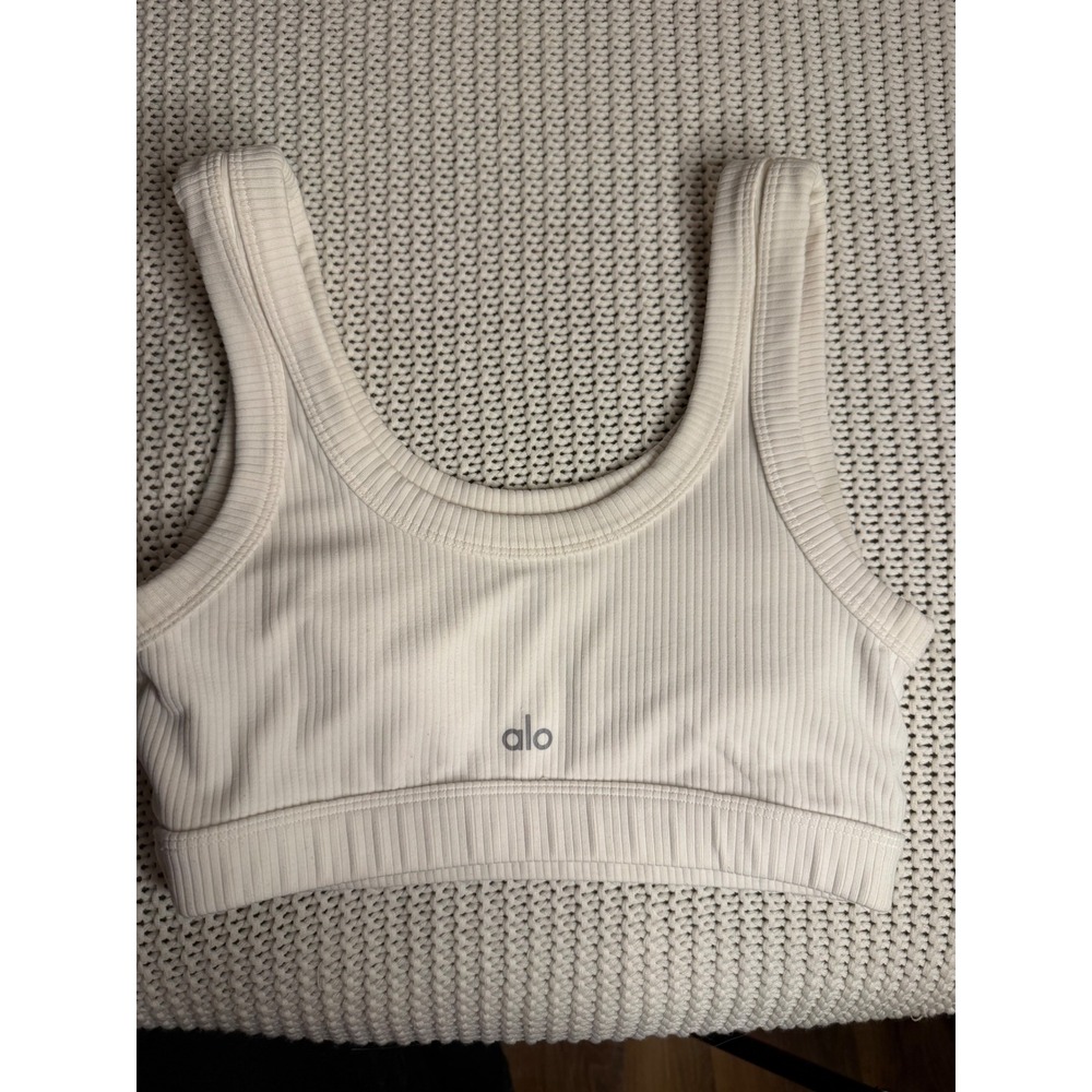Alo Yoga Wellness Bra Ribbed Scoop Neck Sports Bra Bone White Medium
